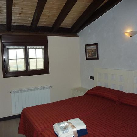 La Cerca De Dona Jimena Guest House Modúbar de San Cibrián Eksteriør bilde