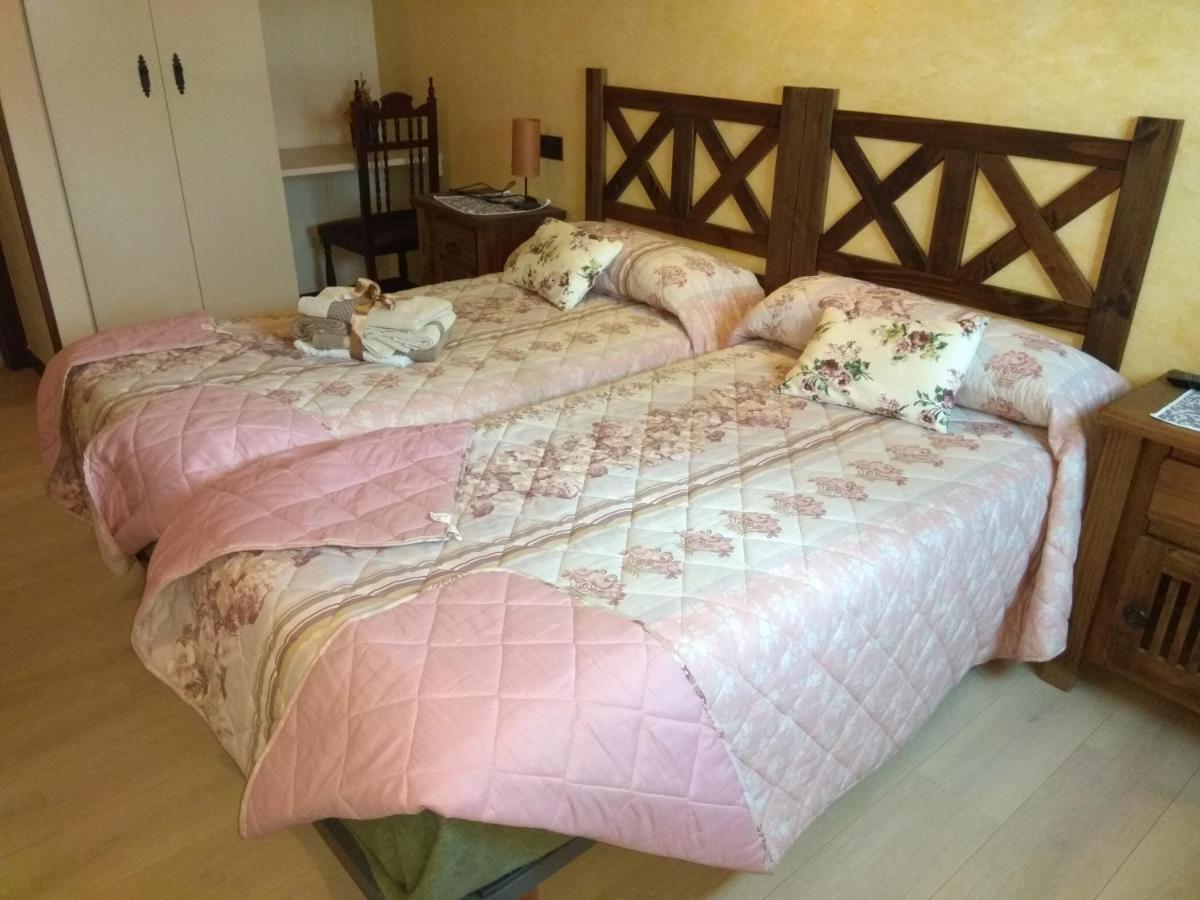 La Cerca De Dona Jimena Guest House Modúbar de San Cibrián Eksteriør bilde