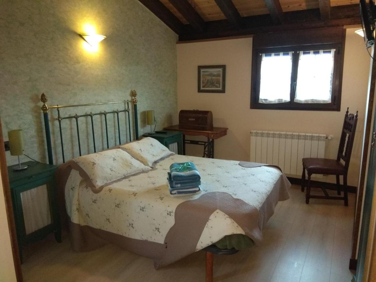 La Cerca De Dona Jimena Guest House Modúbar de San Cibrián Eksteriør bilde
