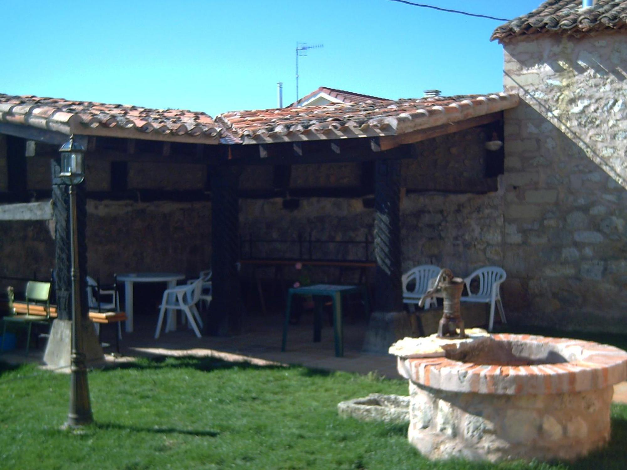 La Cerca De Dona Jimena Guest House Modúbar de San Cibrián Eksteriør bilde